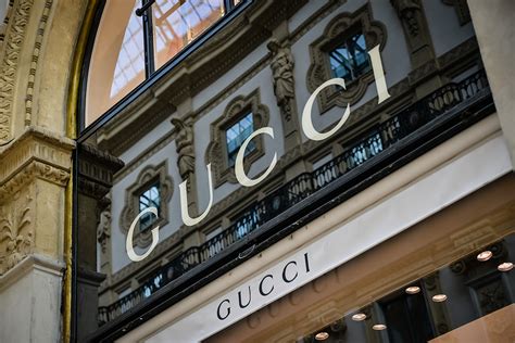 gucci.pl|where is gucci located.